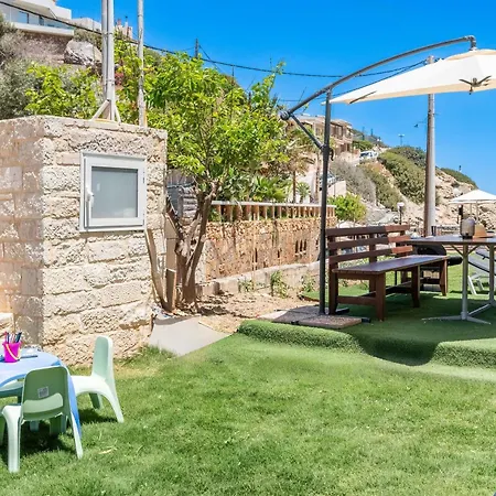 Homes Bluegreen - Beachfront, Pool, Garden And Bbq - Near Heraklion Feriehus