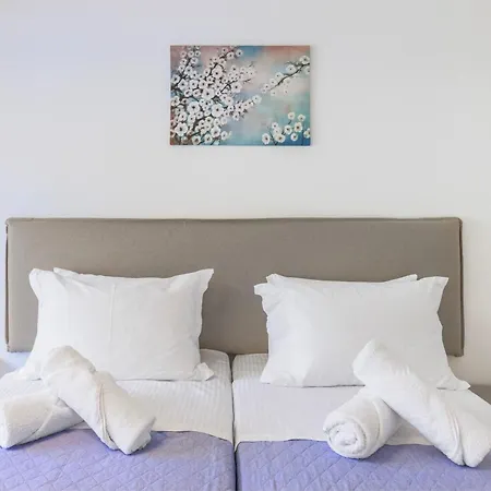 Homes Bluegreen - Beachfront, Pool, Garden And Bbq - Near Heraklion 펜션 *